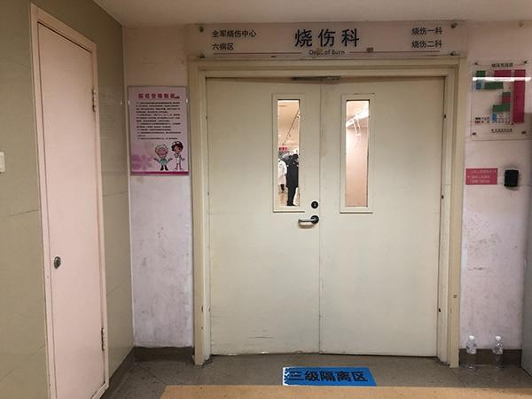 張家口燃爆事故24小時：父子一起開貨車，兒子逃生父親遇難