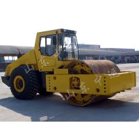 山東壓路機(jī)