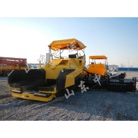 瀝青攤鋪機(jī)