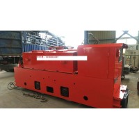 性能優(yōu)越8噸蓄電池變頻電機車