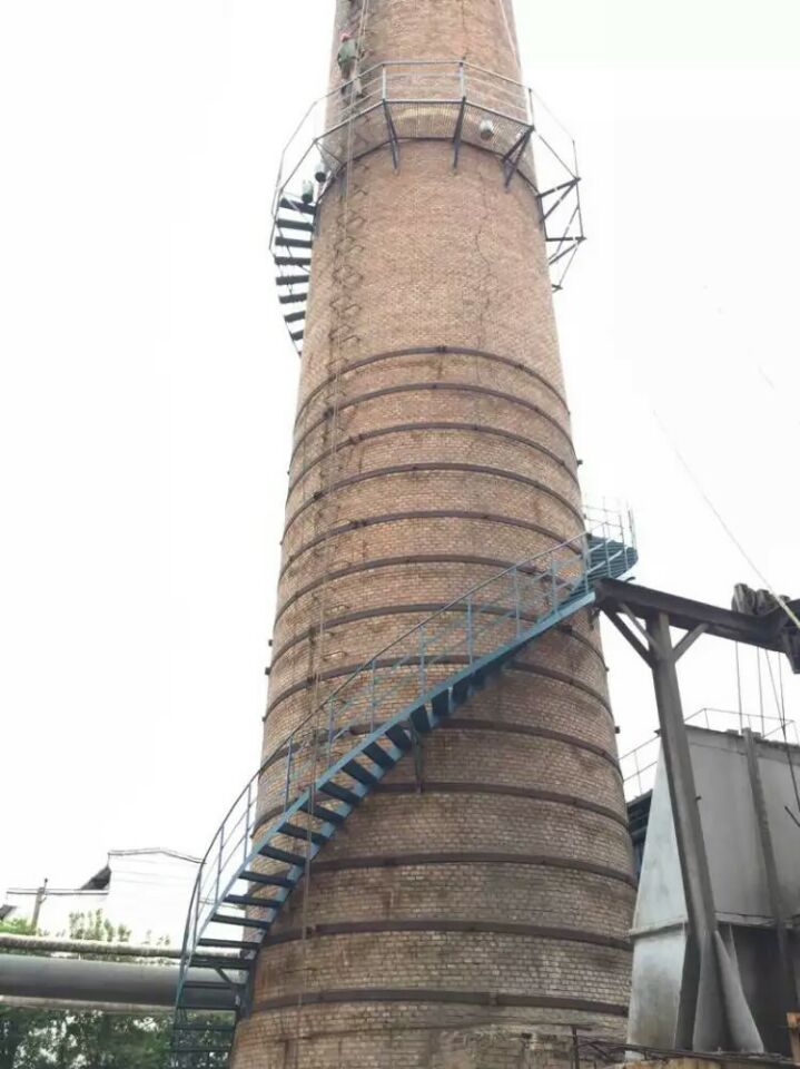 安裝旋轉(zhuǎn)梯5