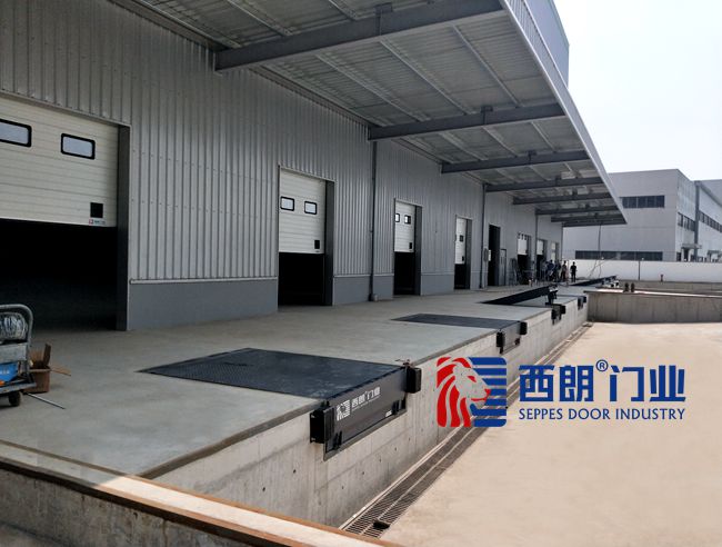  南通物流裝卸平臺有防爆型的哦