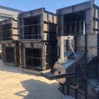 水利流水槽鋼模具款式，預(yù)制流水槽鐵模具質(zhì)量