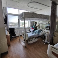 骨髓移植倉(單人無菌室)徐州潔森垂直型醫(yī)用空氣隔離裝置