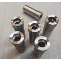 河北任丘銘威硬質(zhì)合金模具：加工銷售各種熱墩紅打模具